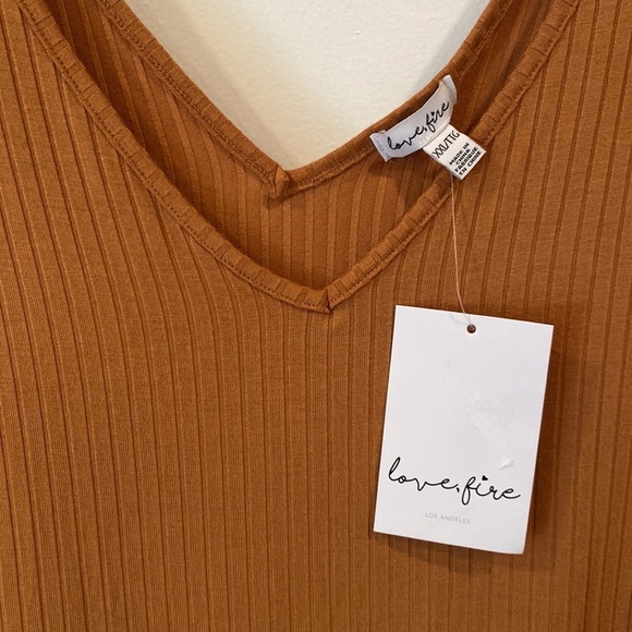 LOVE, FIRE v-neck ribbed long sleeve top - Picture 4 of 8